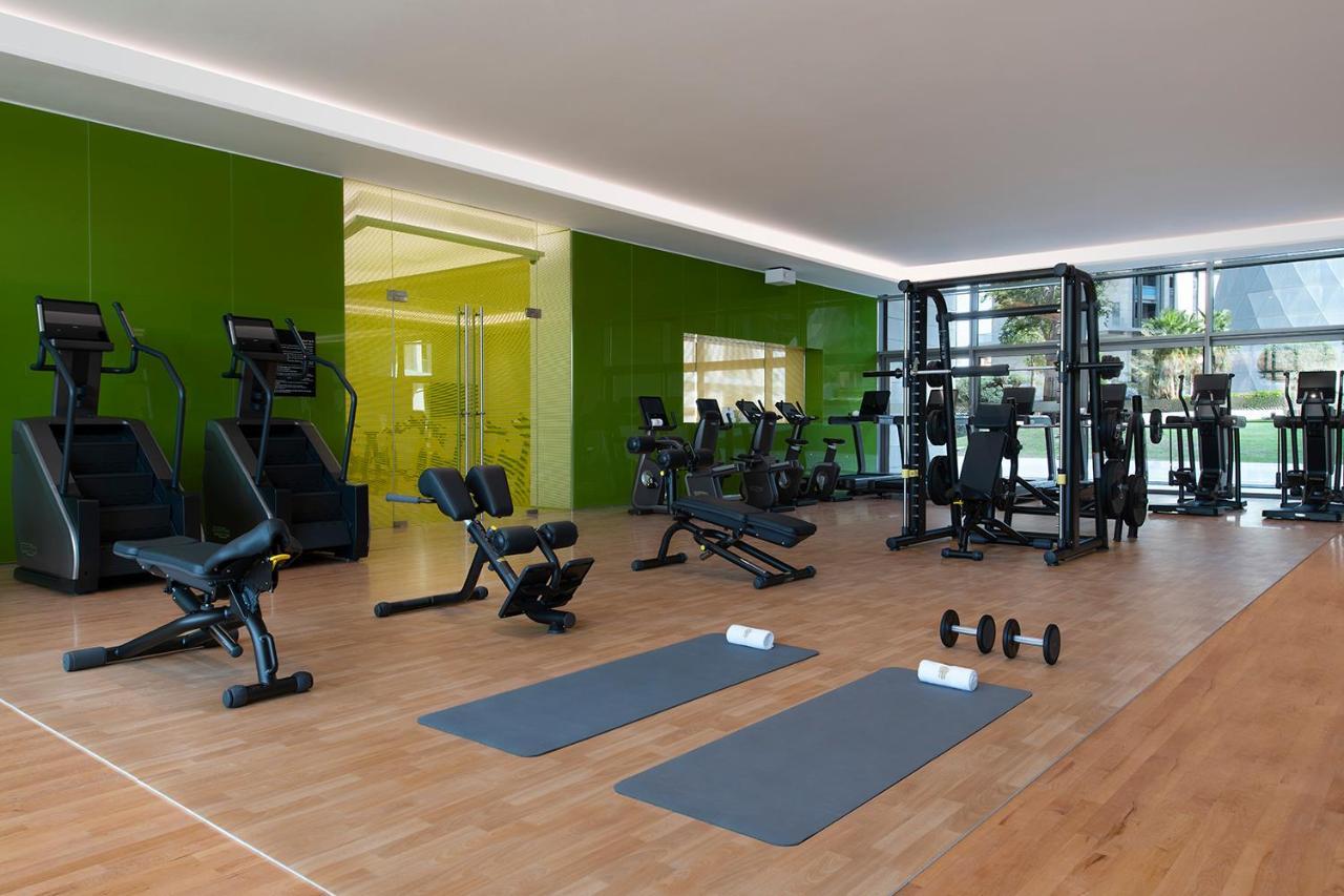 Banyan Tree Doha At La Cigale Mushaireb Экстерьер фото The gym at the hotel